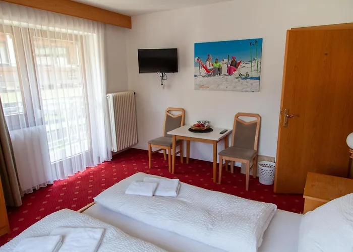 Hotel Sportpension S\u00f6lden *